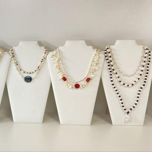 pearl-neck-ears-9585-16-4mm-  Lot of 16 Genuine Pearl/stone Necklaces with Silver Tone Findings main image 1